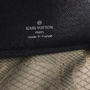 Louis Vuitton men’s wallet.